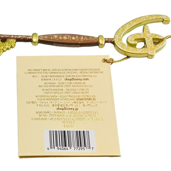Disney Store Ultimate Princess Celebration 2021 Collectible Key Limited Edition - Picture 3 of 6